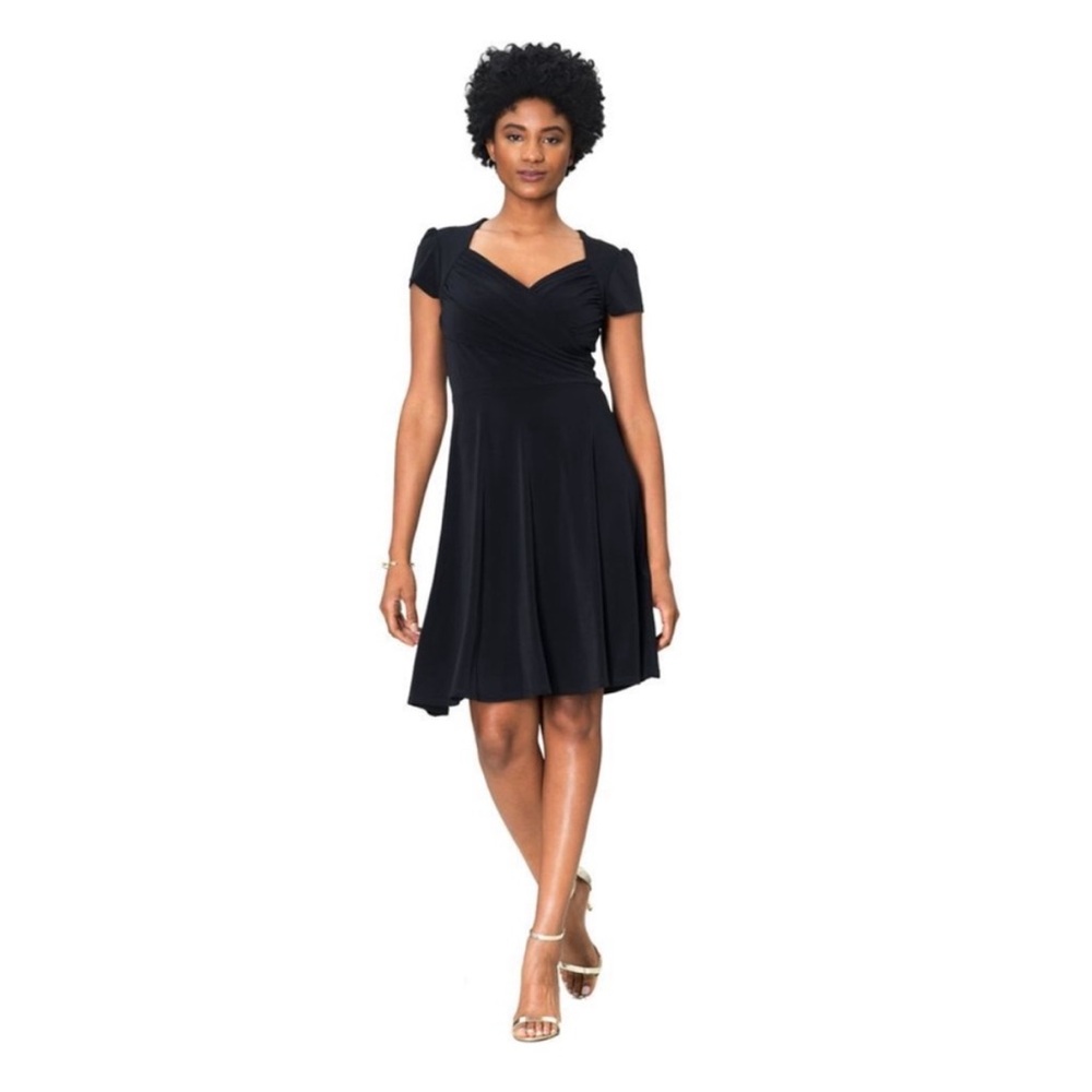 Leota NWT Sweetheart Faux Wrap: New with tags, Size small